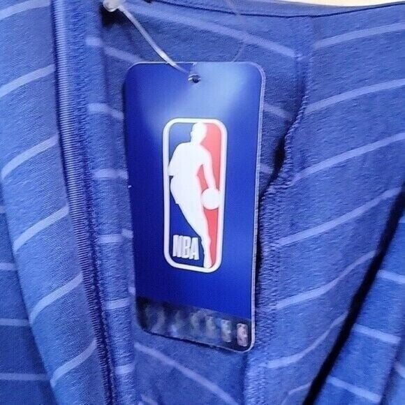 NEW Antigua Hoodie Detroit Pistons Basketball XL Women's top NBA official NWT - Picture 8 of 8